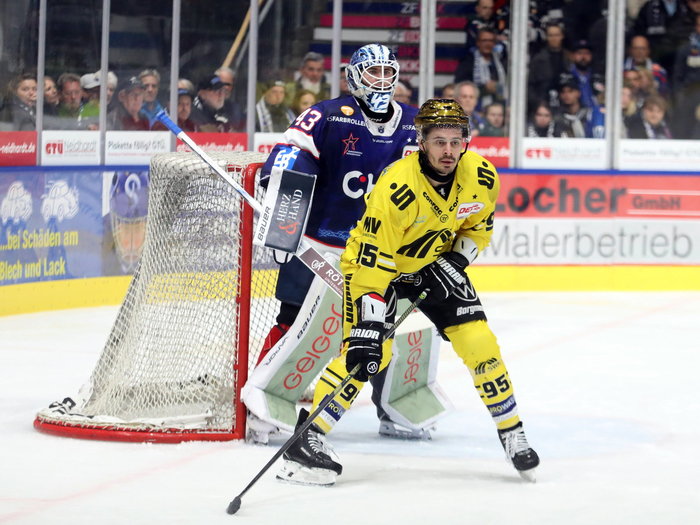 Grüne Pucks und Fahrgemeinschaften: Nachhaltigkeitswoche trifft auf sportliche Brisanz im Playoff-Kampf