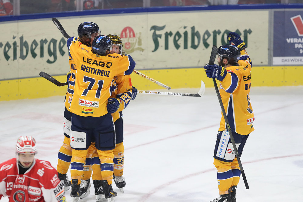 Landshut und Weißwasser im DEL2-Viertelfinale, Sommerpause für Düsseldorf und Crimmitschau – Volek-Gamewinner in Weiden