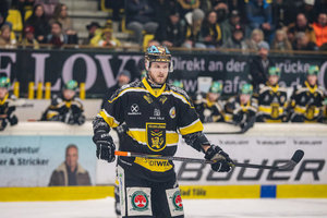 Tölzer Löwe Topi Piipponen ist Spieler des Jahres der Oberliga Süd – weitere Auszeichnungen nach Deggendorf und Peiting