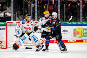 Torhüter im Fokus: Bremerhaven und Nürnberg eröffnen die erste Playoff-Runde, Wolfsburg empfängt Schwenningen