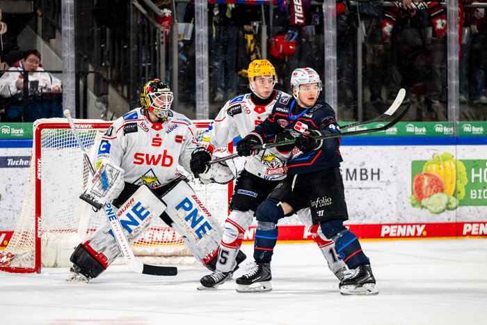 Torhüter im Fokus: Bremerhaven und Nürnberg eröffnen die erste Playoff-Runde, Wolfsburg empfängt Schwenningen