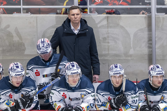 Kein neues Arbeitspapier: Nord-Oberligist Leipzig macht ohne Trainer Chris Straube weiter