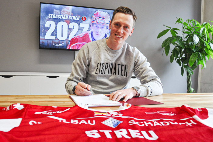 Top Sechs das Ziel: Stürmer Streu verlängert Vertrag in Crimmitschau um ein Jahr