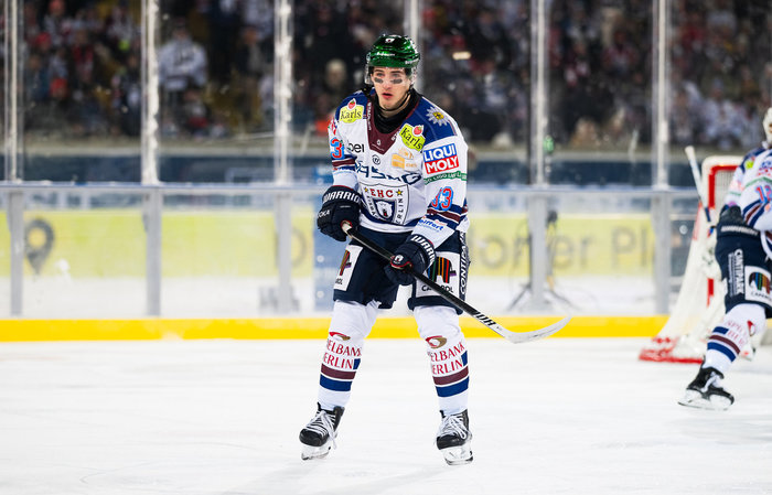 Rosenheim lizenziert Wyatt Schingoethe, Matej Leden nach Regensburg