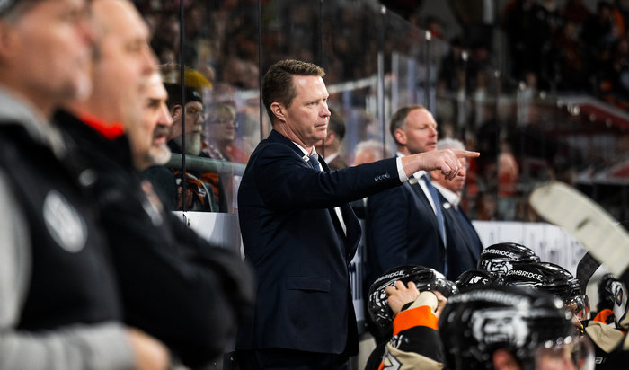 Wolfsburger Nachrichten: Mike Stewart bei den Grizzlys freigestellt