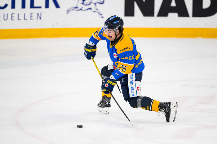 Neun Abgänge, neun Vertragsverlängerungen: Lausitzer Füchse binden Top-Goalie Morrone & Co.