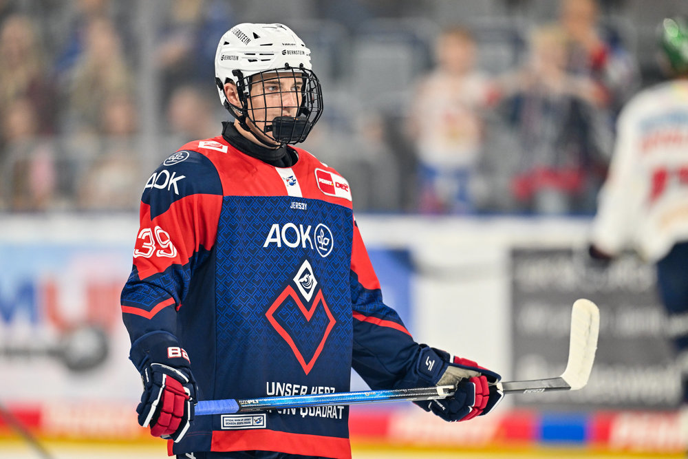 DEB-Auswahl ohne Chance im Auftaktspiel: 2:7-Niederlage gegen Titelaspirant Schweden