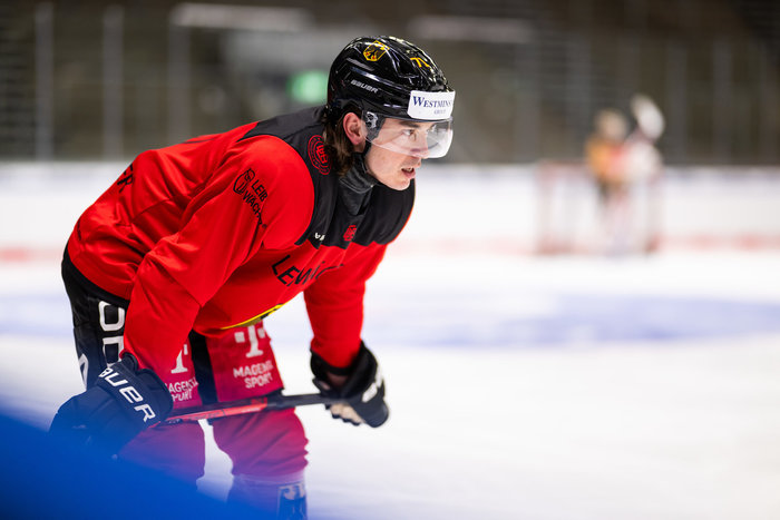 Spiele in Kaufbeuren und Augsburg: DEB-Frauen treffen auf die Schweiz, Kreis-Team gegen die Slowakei