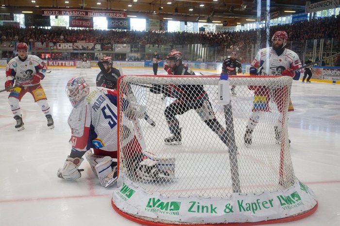 Memmingen gewinnt erneut und ist nur noch einen Sieg vom Titel entfernt