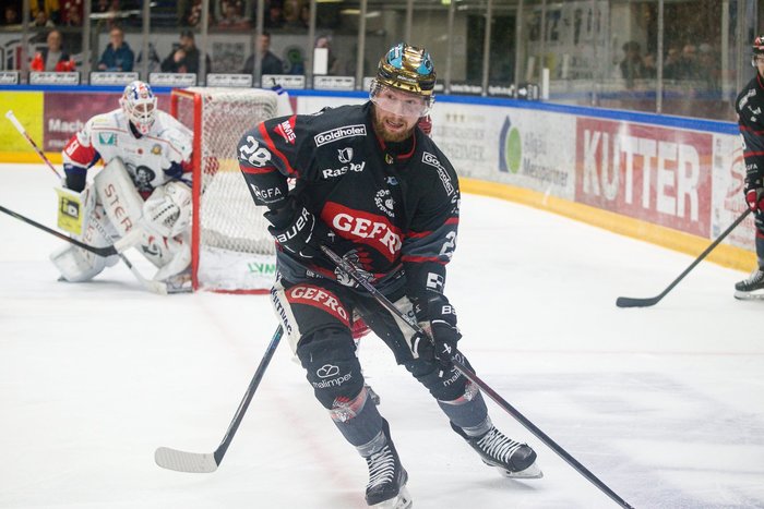 Memmingen und Scorpions halten wichtige Kaderstützen – Pöpel bleibt Cheftrainer in Rostock