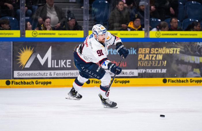 Top-Verteidiger Julian Eichinger kehrt nach fünf Jahren in Ravensburg zum ESV Kaufbeuren zurück