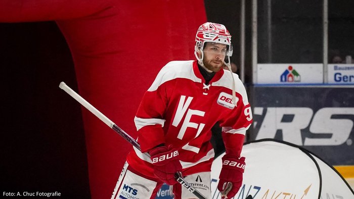 Tölzer Löwen verpflichten Stürmer Julian Lautenschlager 