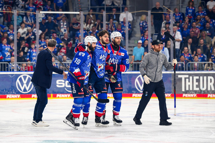 Gehirnerschütterung: Adler Mannheim müssen auf Maximilian Heim verzichten