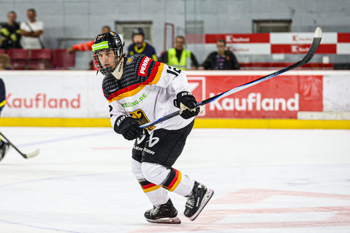 Doppelschlag-Schock in den letzten Sekunden: U18-Auswahl dreht 0:2-Rückstand – und steigt trotzdem ab