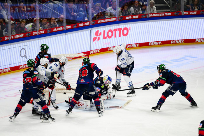 Esposito krönt das Comeback: Adler Mannheim gewinnen Spiel 4 in Berlin