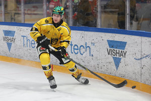 Top-Verteidiger Klikorka unter Abgängen in Bad Tölz, Lindau holt Mayr aus Füssen