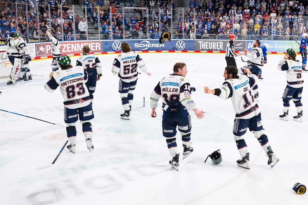 Dritter DEL-Titel in Folge für die Eisbären Berlin perfekt – Torhüter Jonas Stettmer ist der Playoff-MVP